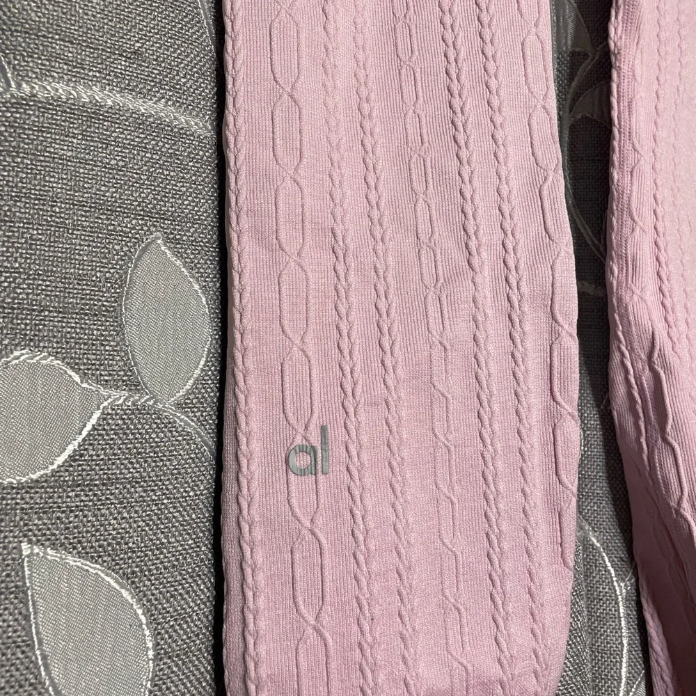 ALO Yoga Seamless Cable Knit High-Waist Legging Sugarplum Pink